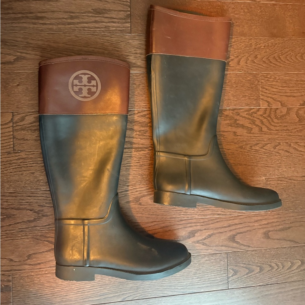 Tory Burch Black and Brown rain or Riding Boots size 8 leather upper EUC